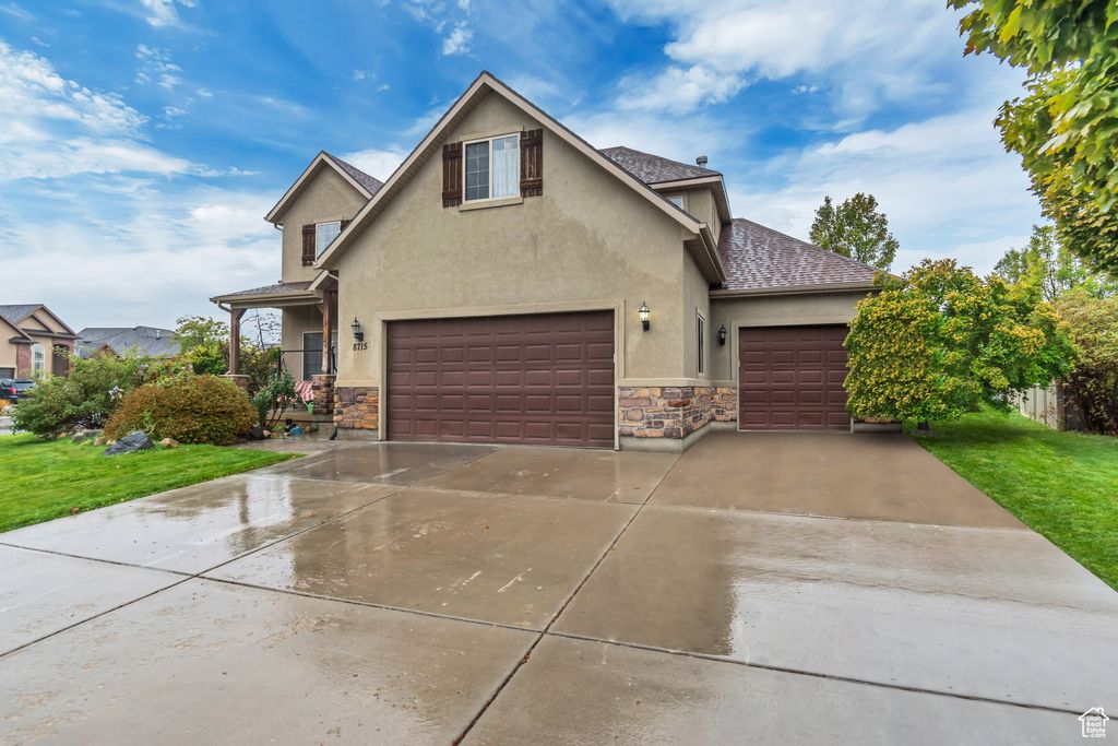 Photo of 8715 N CLUBHOUSE LN, Eagle Mountain, UT 84005 (MLS # 2115202)