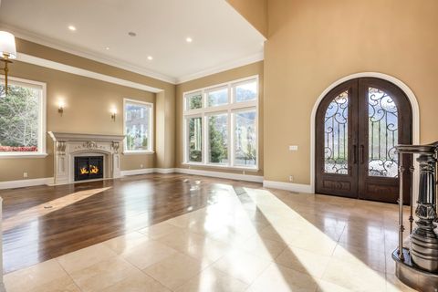 Tiny photo for 3149 E 10000 S, Sandy, UT 84092 (MLS # 2123698)