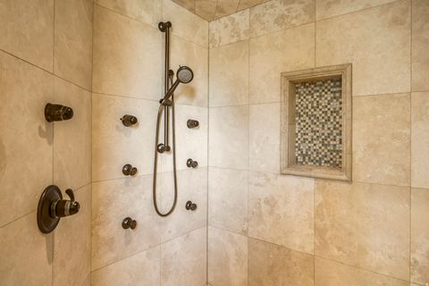 Tiny photo for 3149 E 10000 S, Sandy, UT 84092 (MLS # 2123698)