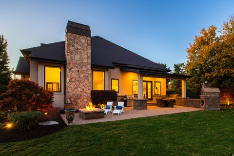 Tiny photo for 3149 E 10000 S, Sandy, UT 84092 (MLS # 2123698)