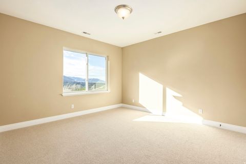 Tiny photo for 3149 E 10000 S, Sandy, UT 84092 (MLS # 2123698)
