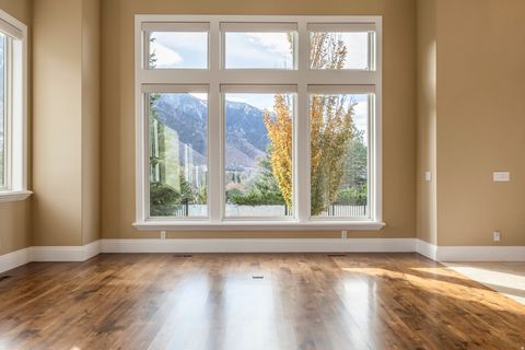 Tiny photo for 3149 E 10000 S, Sandy, UT 84092 (MLS # 2123698)