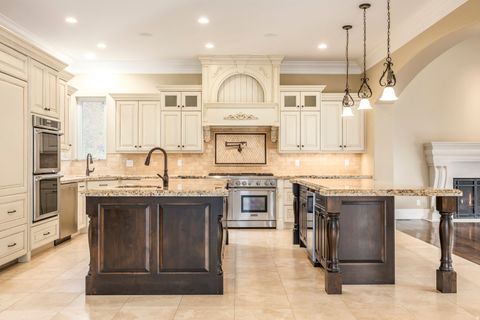 Tiny photo for 3149 E 10000 S, Sandy, UT 84092 (MLS # 2123698)