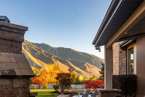 Tiny photo for 3149 E 10000 S, Sandy, UT 84092 (MLS # 2123698)