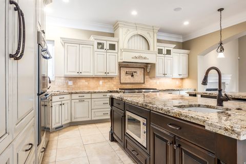 Tiny photo for 3149 E 10000 S, Sandy, UT 84092 (MLS # 2123698)