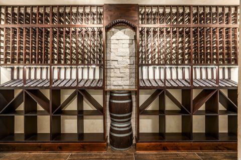 Tiny photo for 3149 E 10000 S, Sandy, UT 84092 (MLS # 2123698)