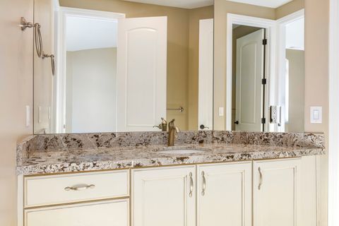 Tiny photo for 3149 E 10000 S, Sandy, UT 84092 (MLS # 2123698)