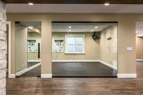 Tiny photo for 3149 E 10000 S, Sandy, UT 84092 (MLS # 2123698)