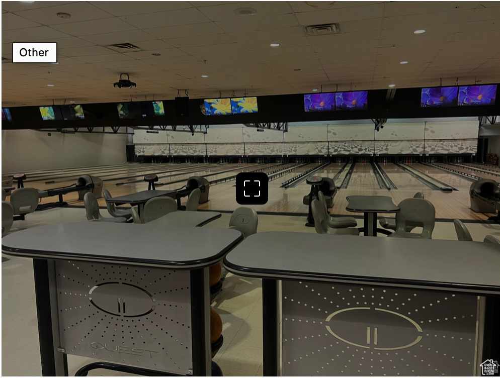 BAR TEE - Commercial Sale