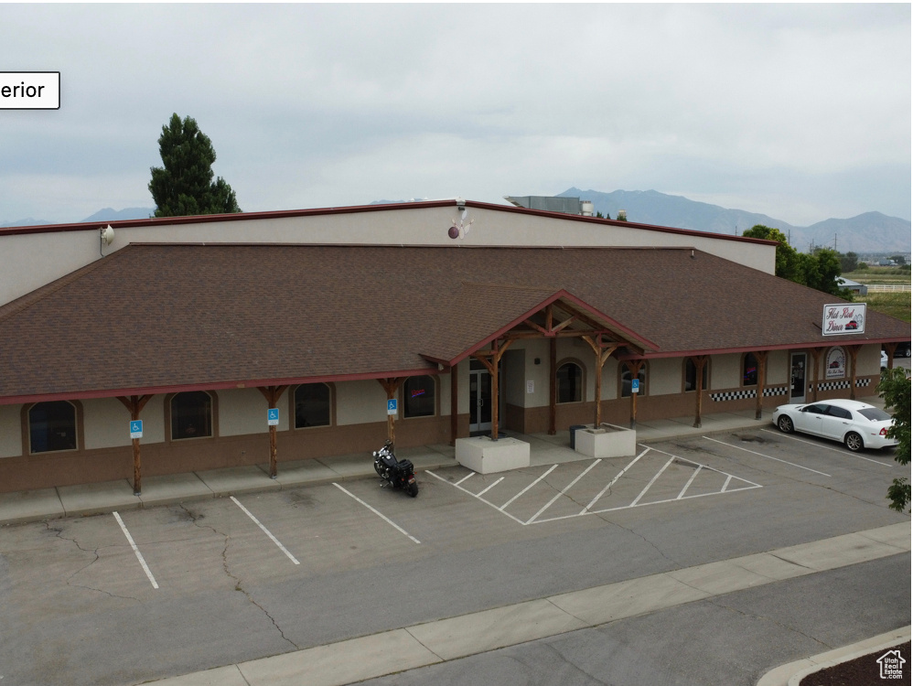 BAR TEE - Commercial Sale