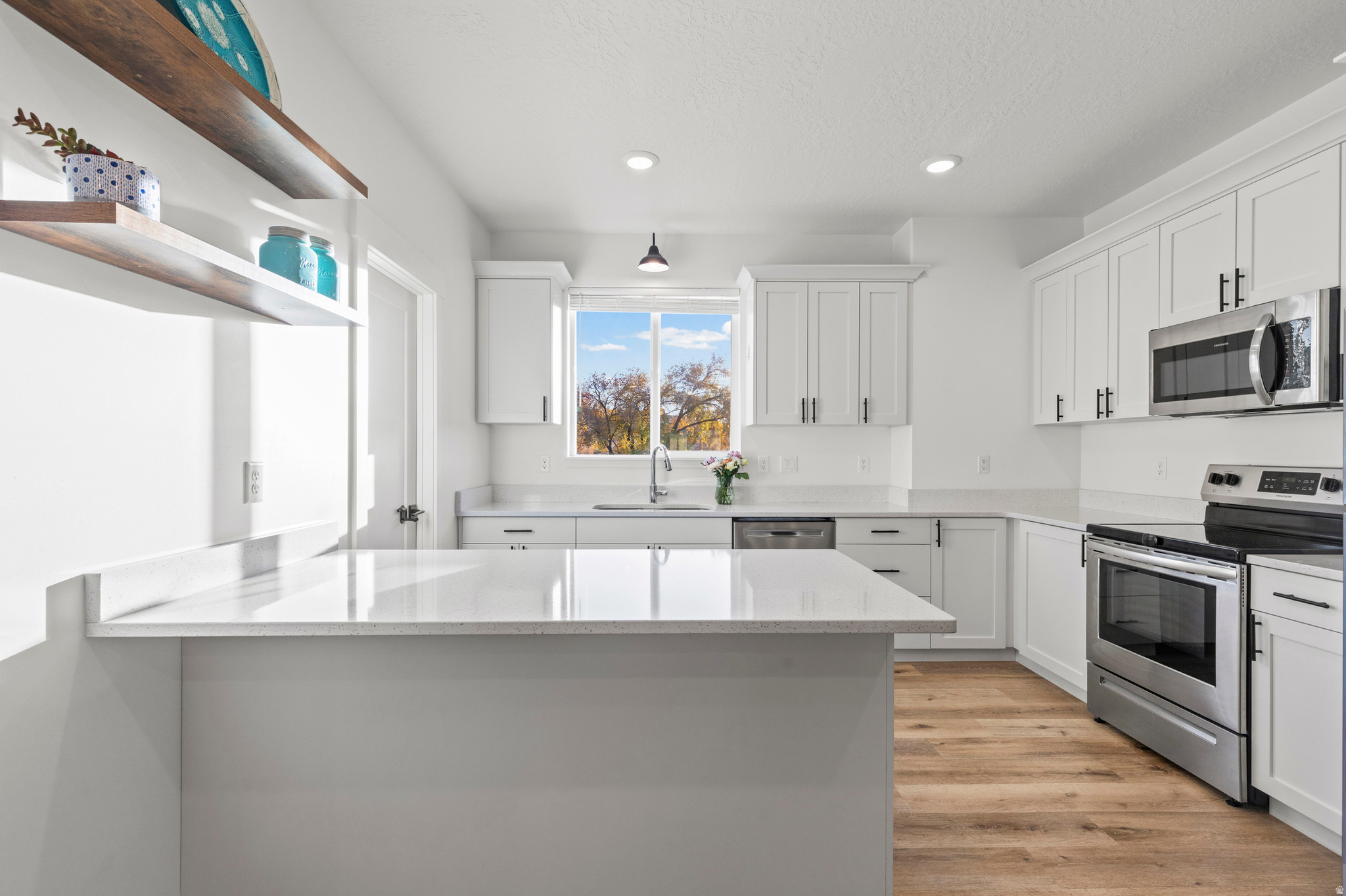 THE OVERLOOK @16TH - Residential