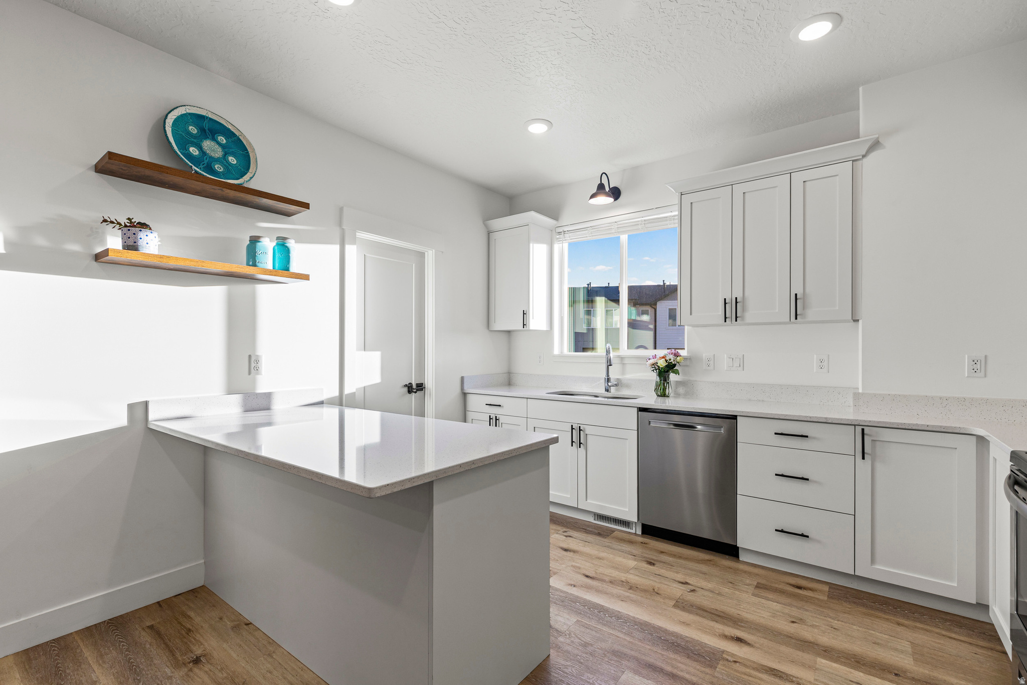 THE OVERLOOK @16TH - Residential