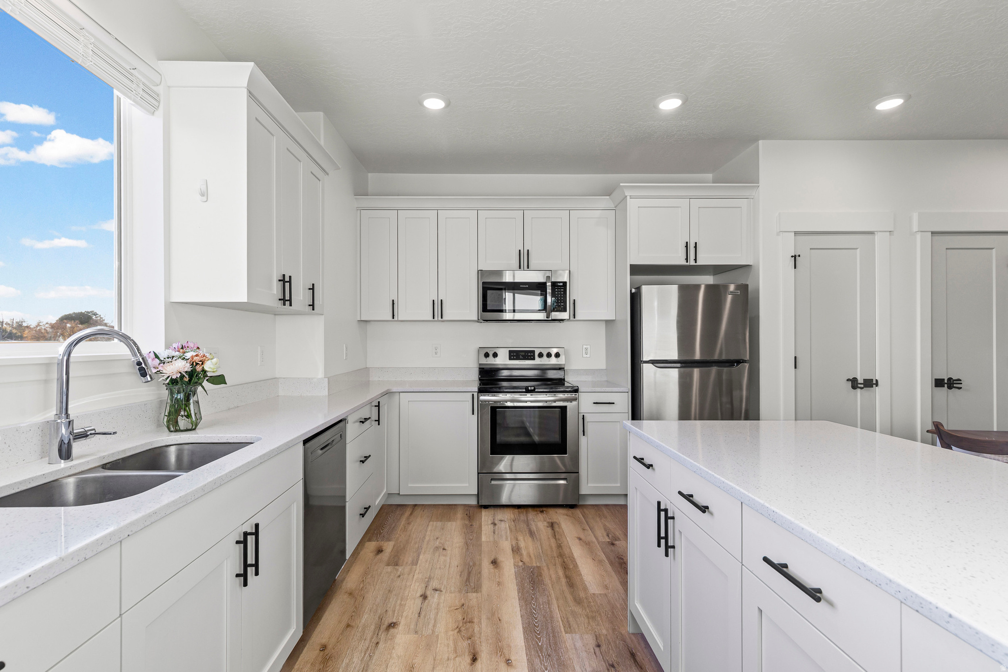 THE OVERLOOK @16TH - Residential