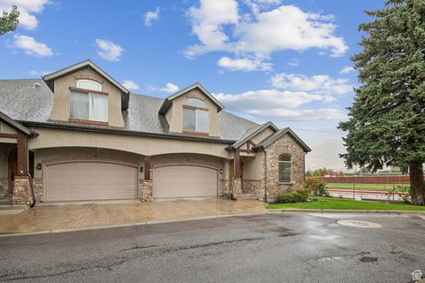 Tiny photo for 1260 N 200 W, Bountiful, UT 84010 (MLS # 2115811)
