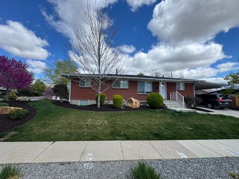 Photo of 4025 S 1925 E, Holladay, UT 84124 (MLS # 2150577)