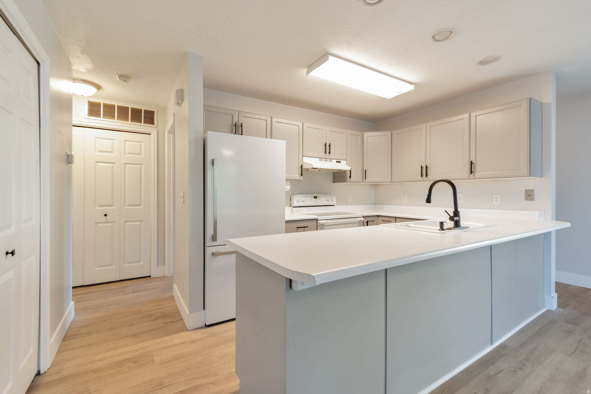 JEFFERSON PLACE - Residential