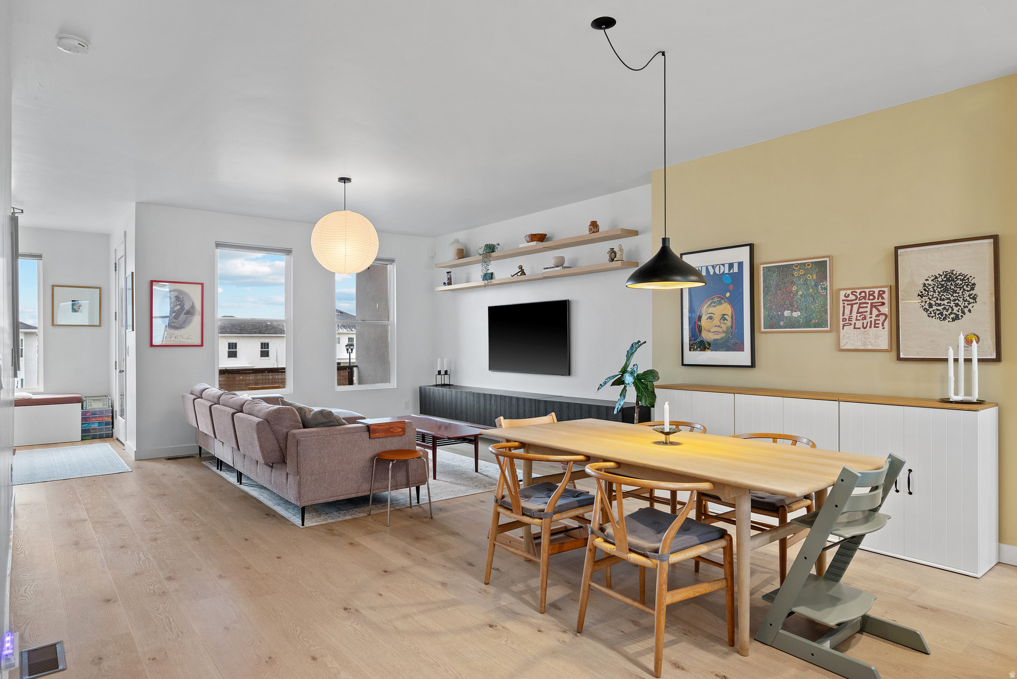 DAYBREAK - Residential