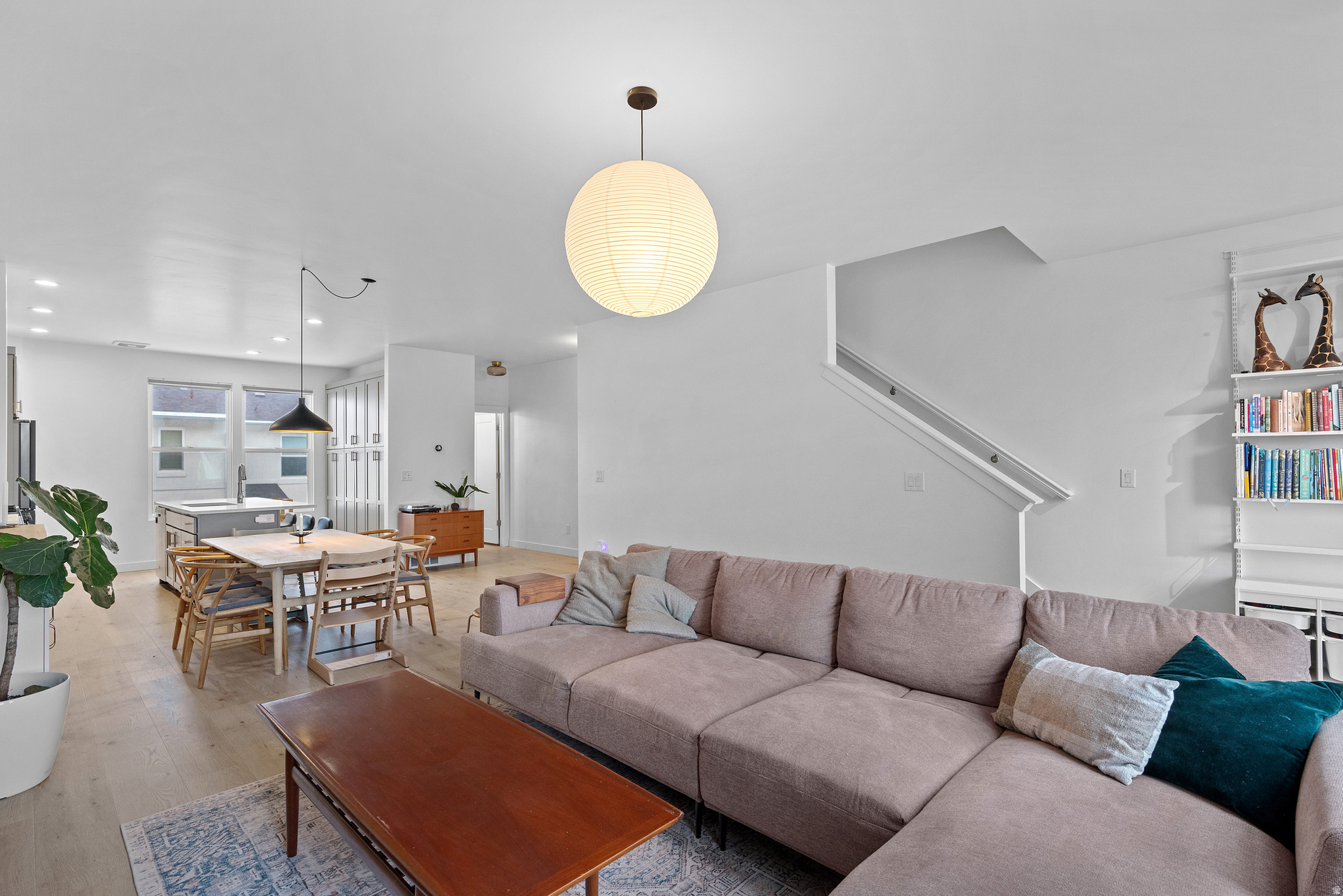 DAYBREAK - Residential