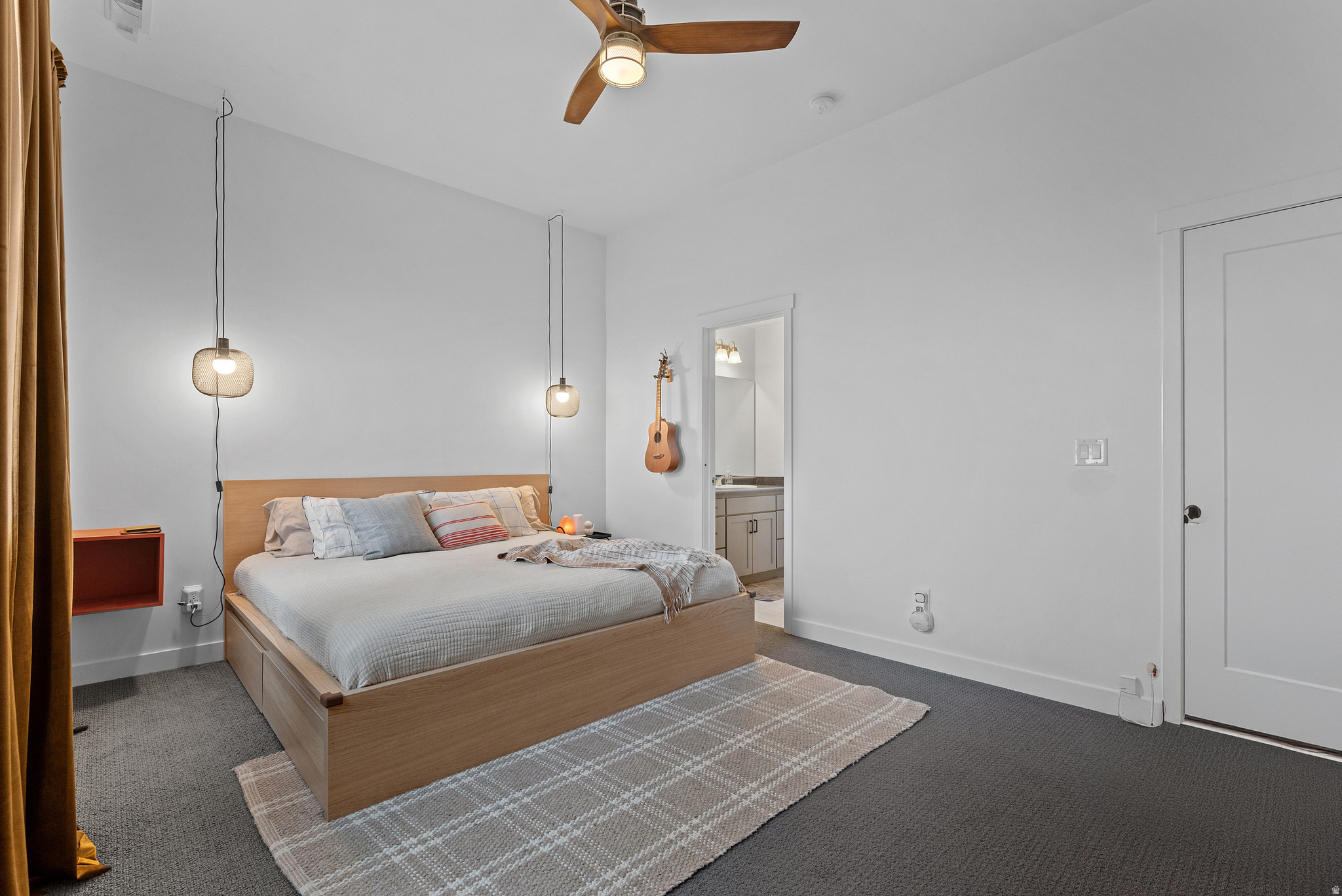 DAYBREAK - Residential