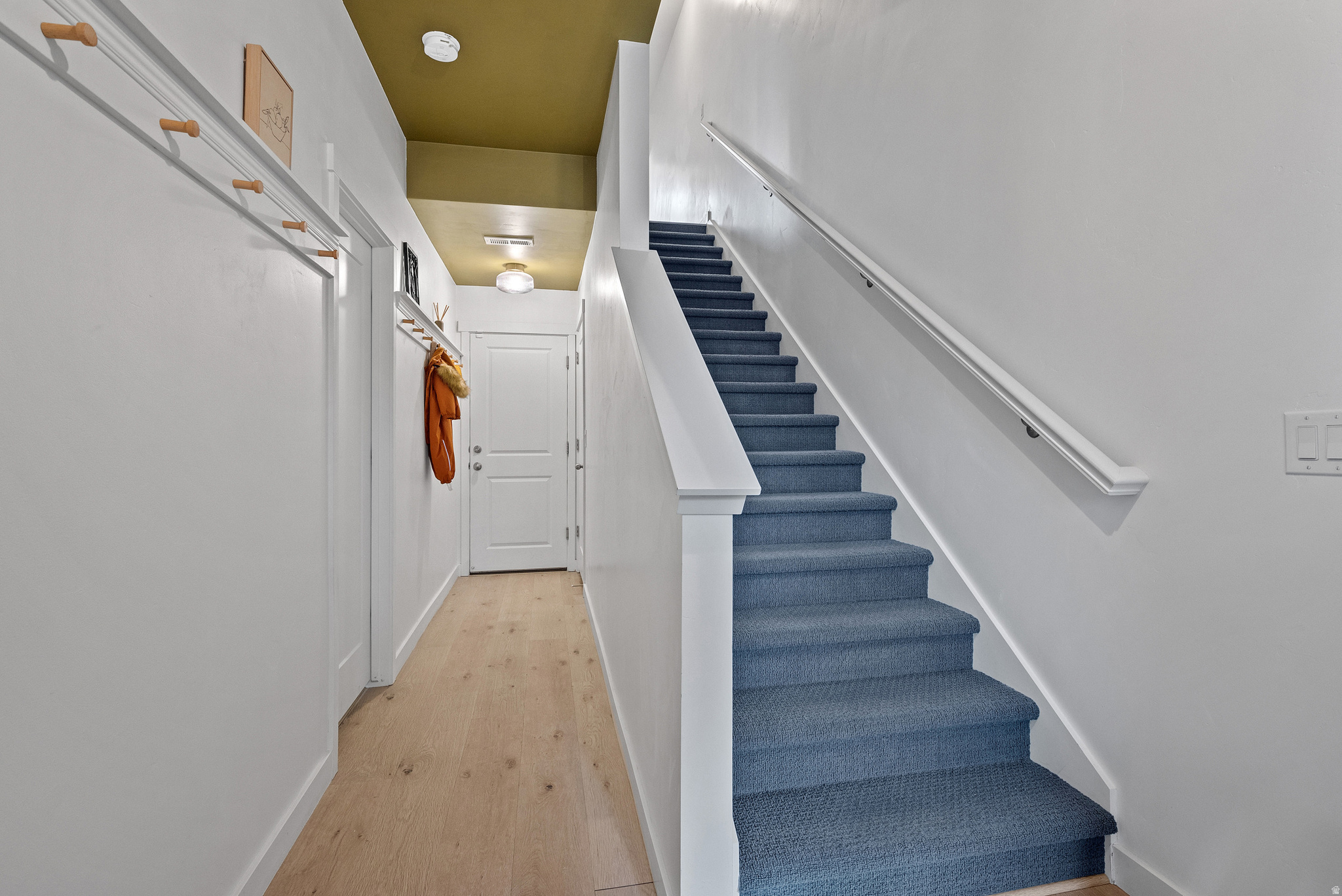 DAYBREAK - Residential