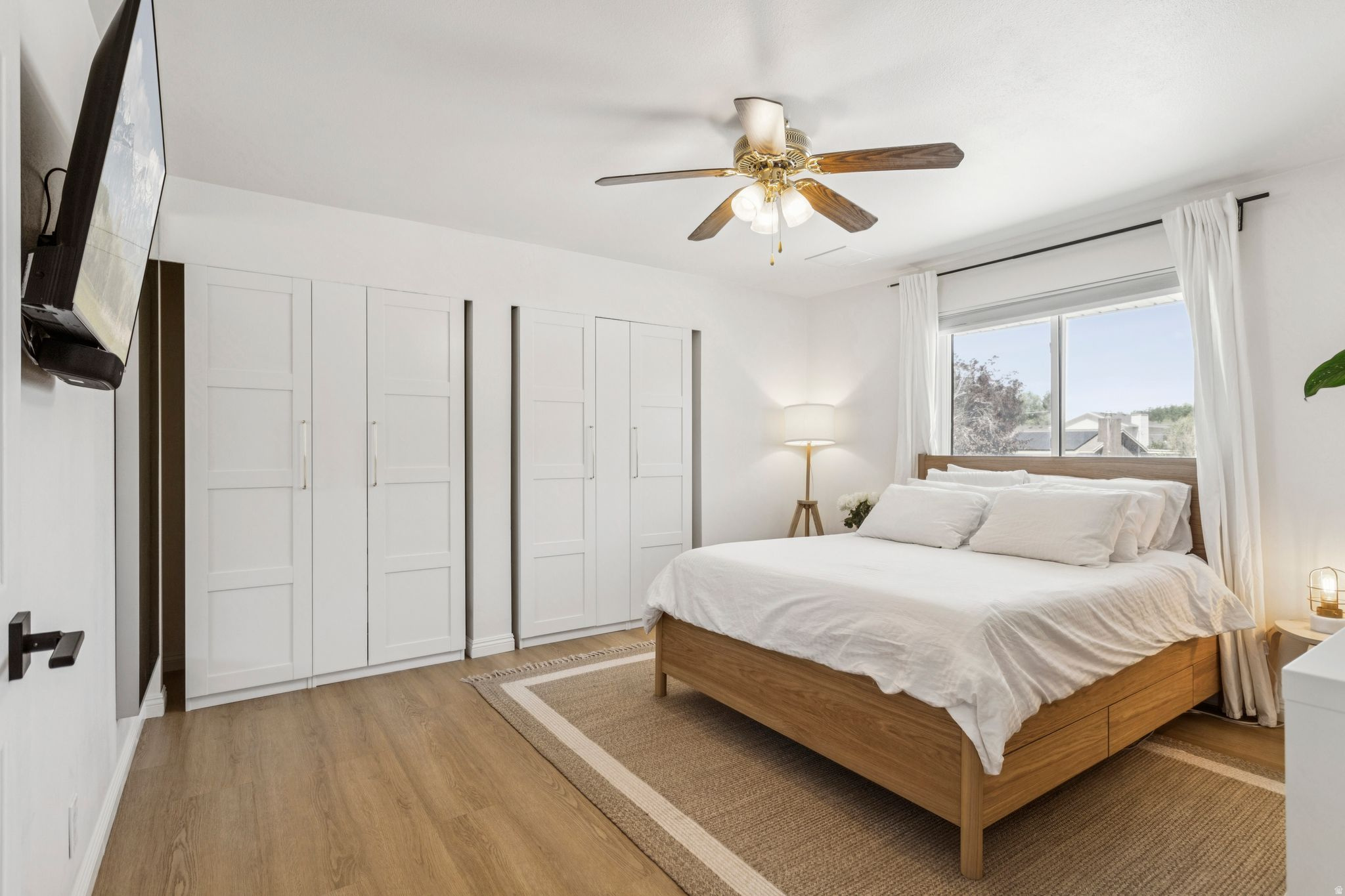 HILLCREST - Residential