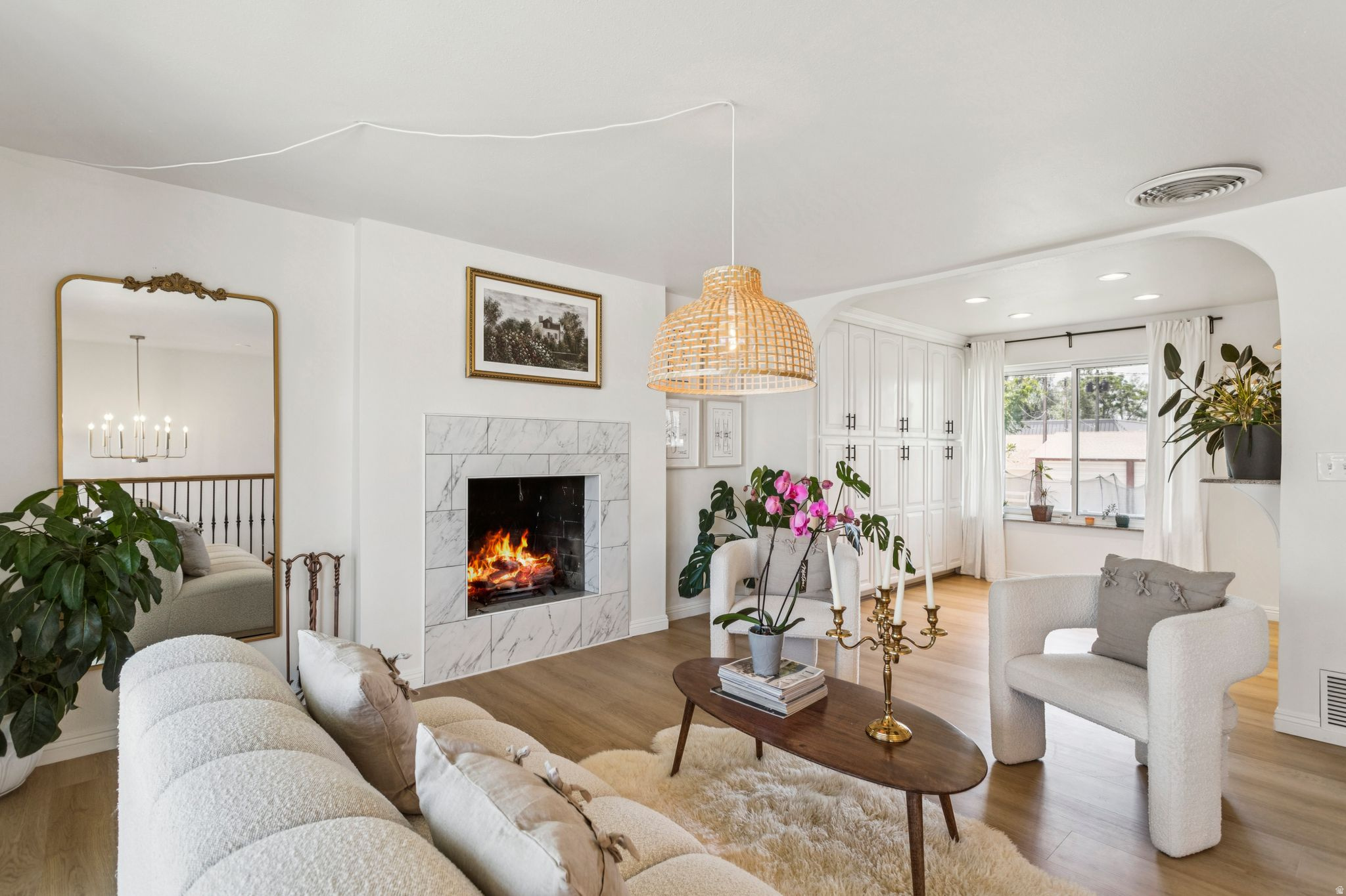 HILLCREST - Residential