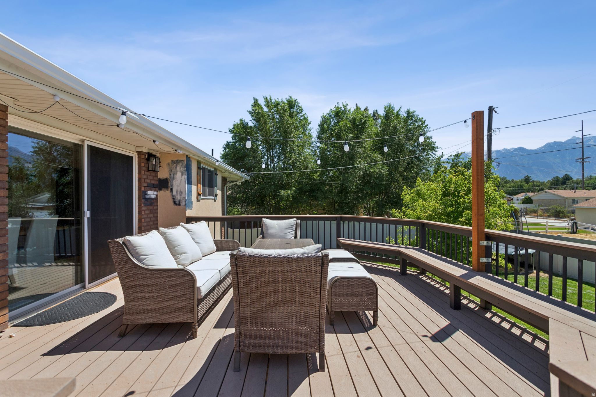 HILLCREST - Residential