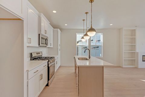 Tiny photo for 7216 S GRAVEL CROSS WAY E #188, West Jordan, UT 84081 (MLS # 2144937)