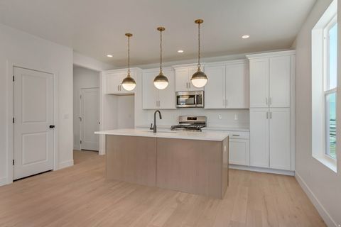 Tiny photo for 7216 S GRAVEL CROSS WAY E #188, West Jordan, UT 84081 (MLS # 2144937)