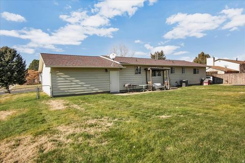 Tiny photo for 4374 S 2900 W, Roy, UT 84067 (MLS # 2129470)