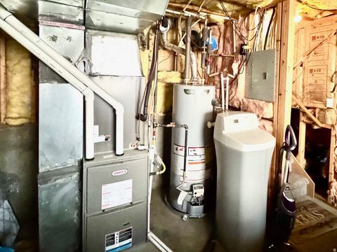 Tiny photo for 1616 N 725 W, Clinton, UT 84015 (MLS # 2144982)