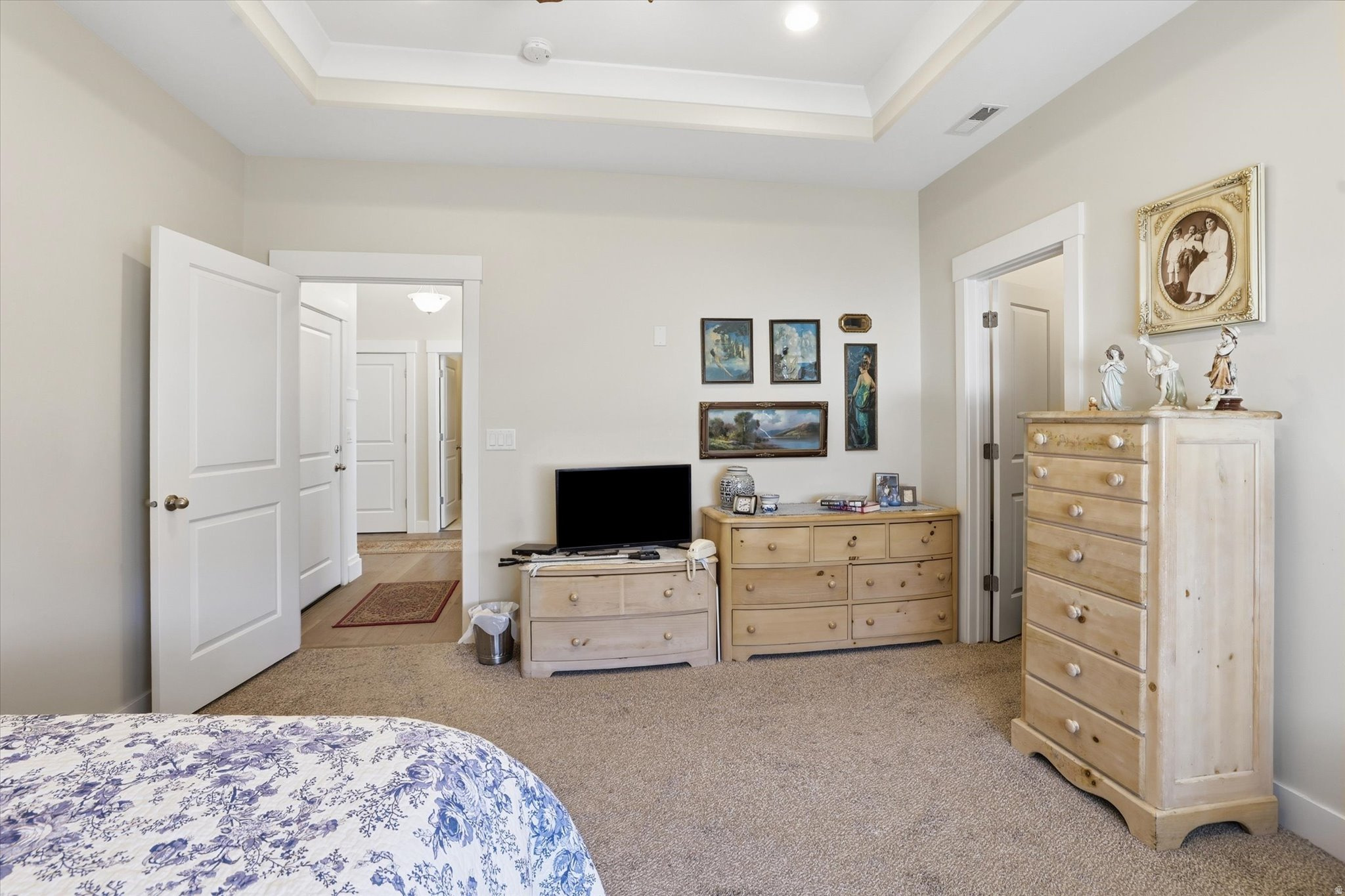 MIDLAND FARMS - Residential