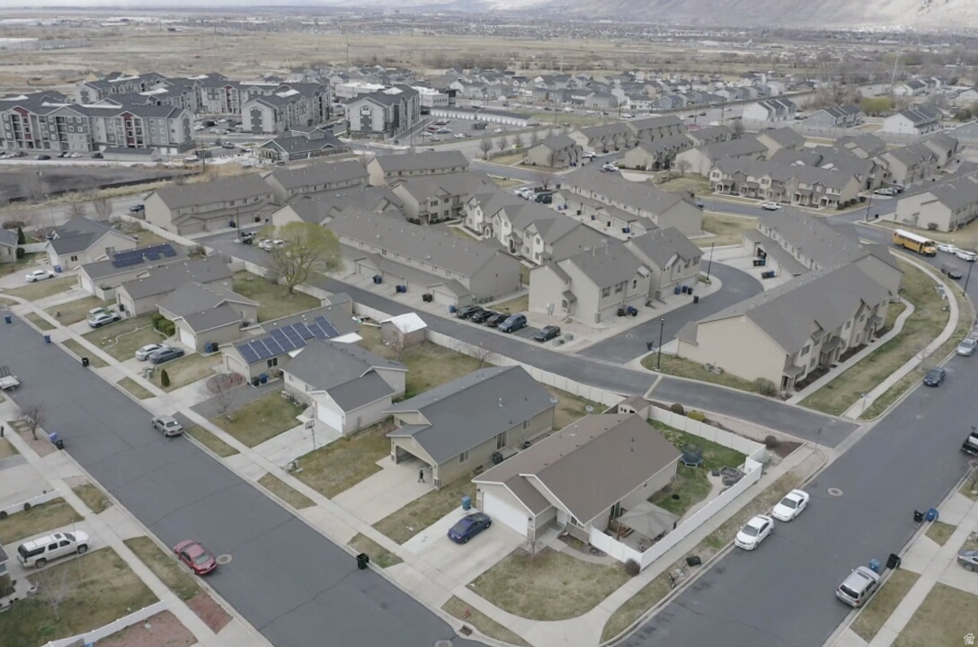 WHISPERING WILLOW - Residential