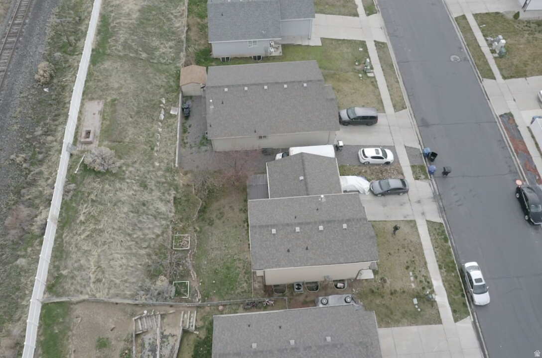 WHISPERING WILLOW - Residential