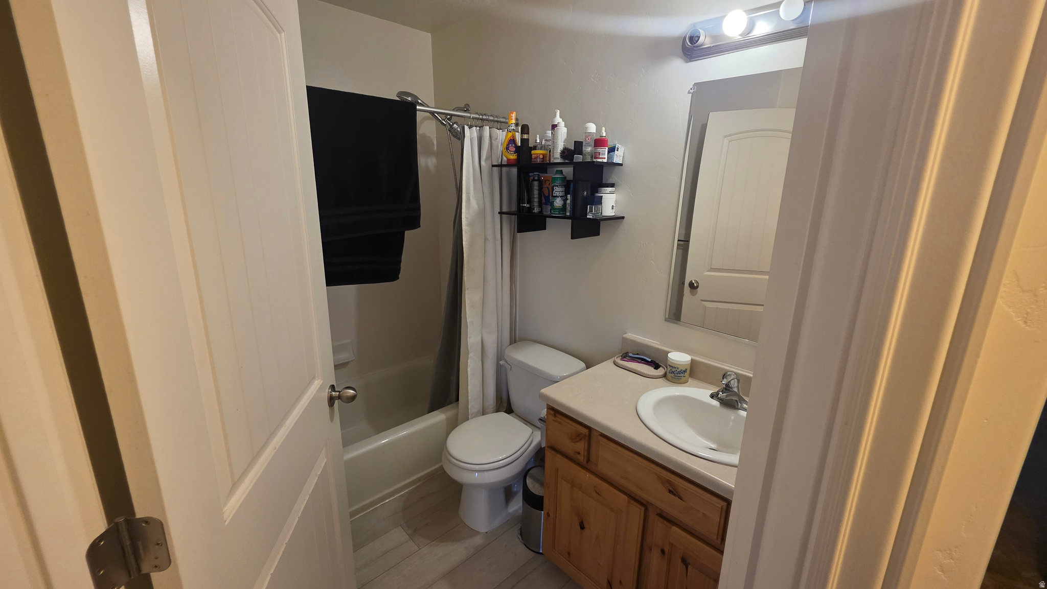 WHISPERING WILLOW - Residential