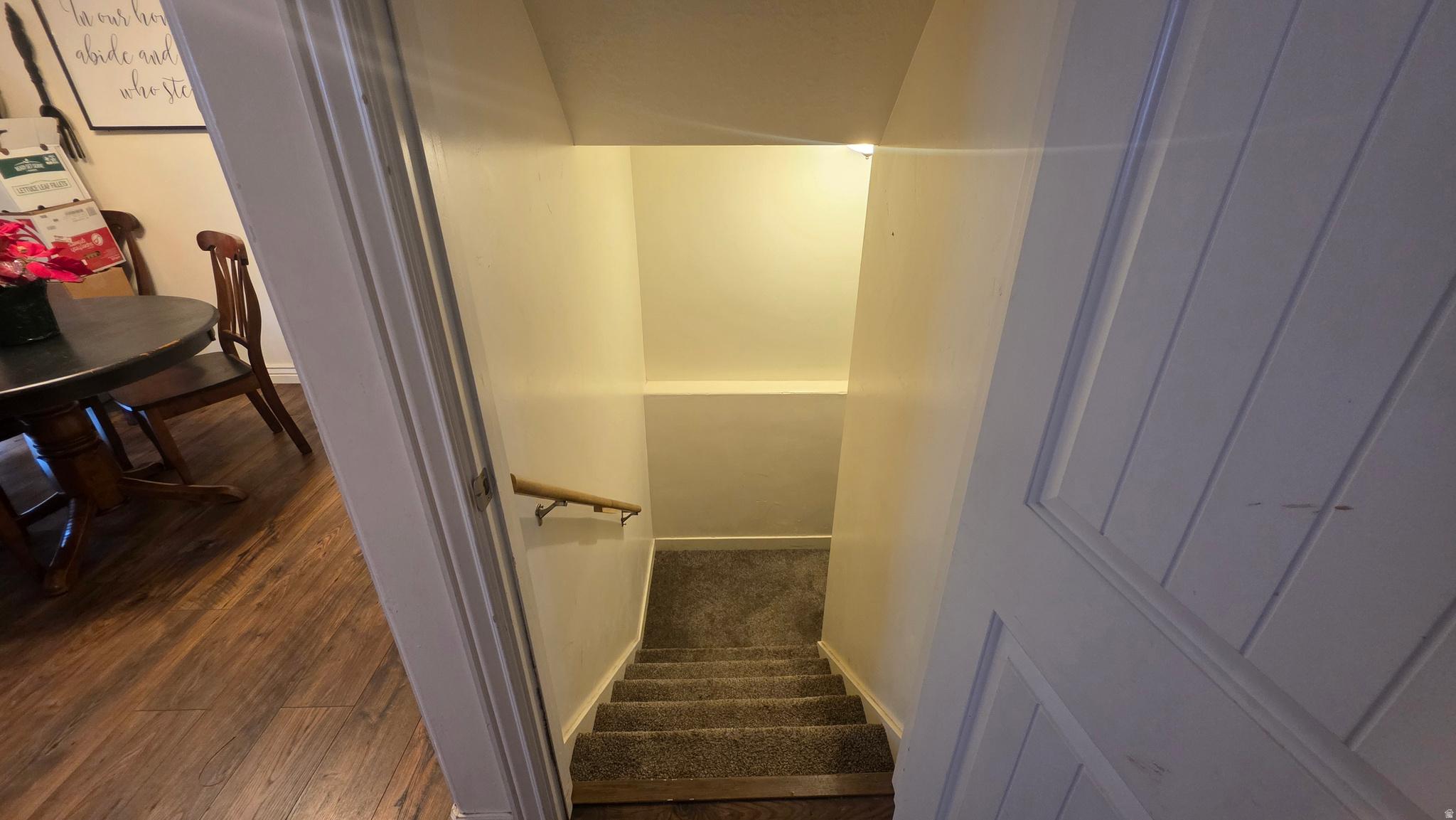 WHISPERING WILLOW - Residential