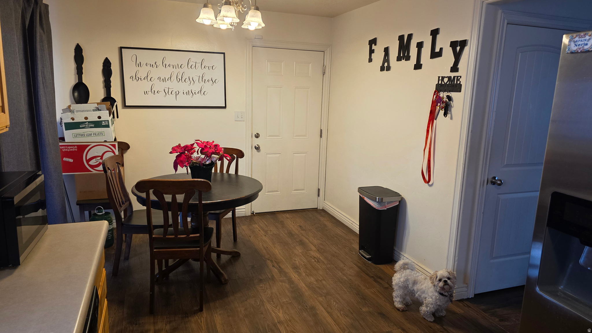 WHISPERING WILLOW - Residential