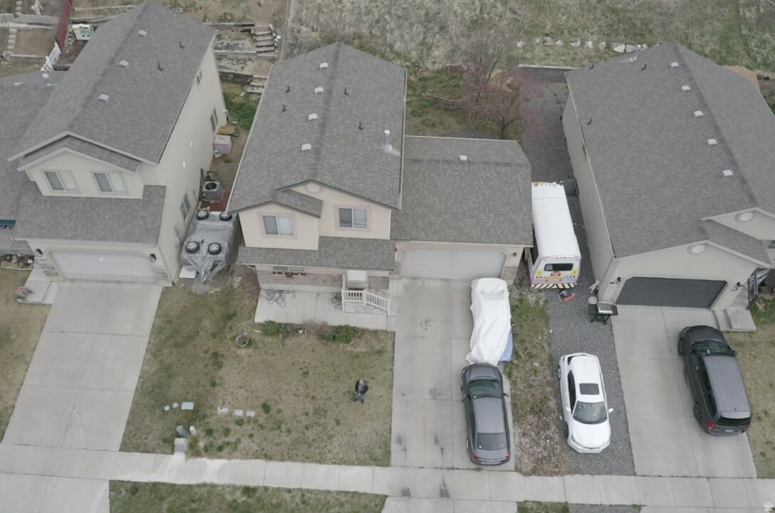 WHISPERING WILLOW - Residential