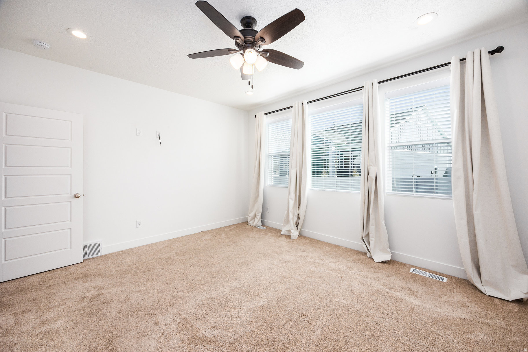 BROOKSIDE - Residential