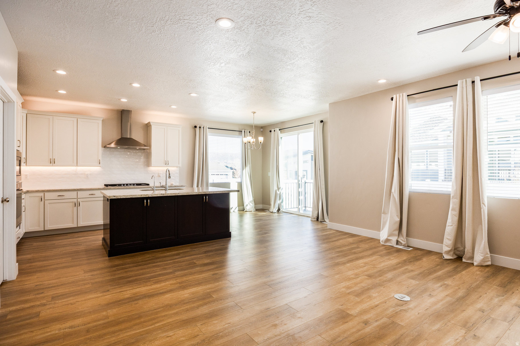 BROOKSIDE - Residential