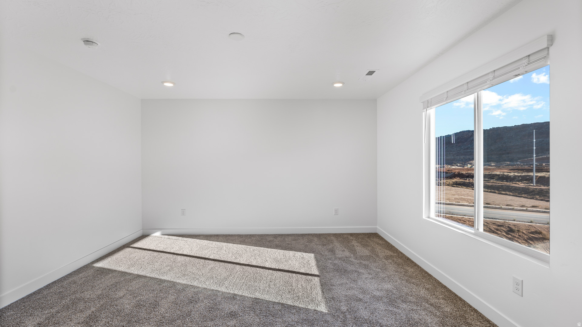 STANDING ROCK EAST AT LONG VALLEY - Residential