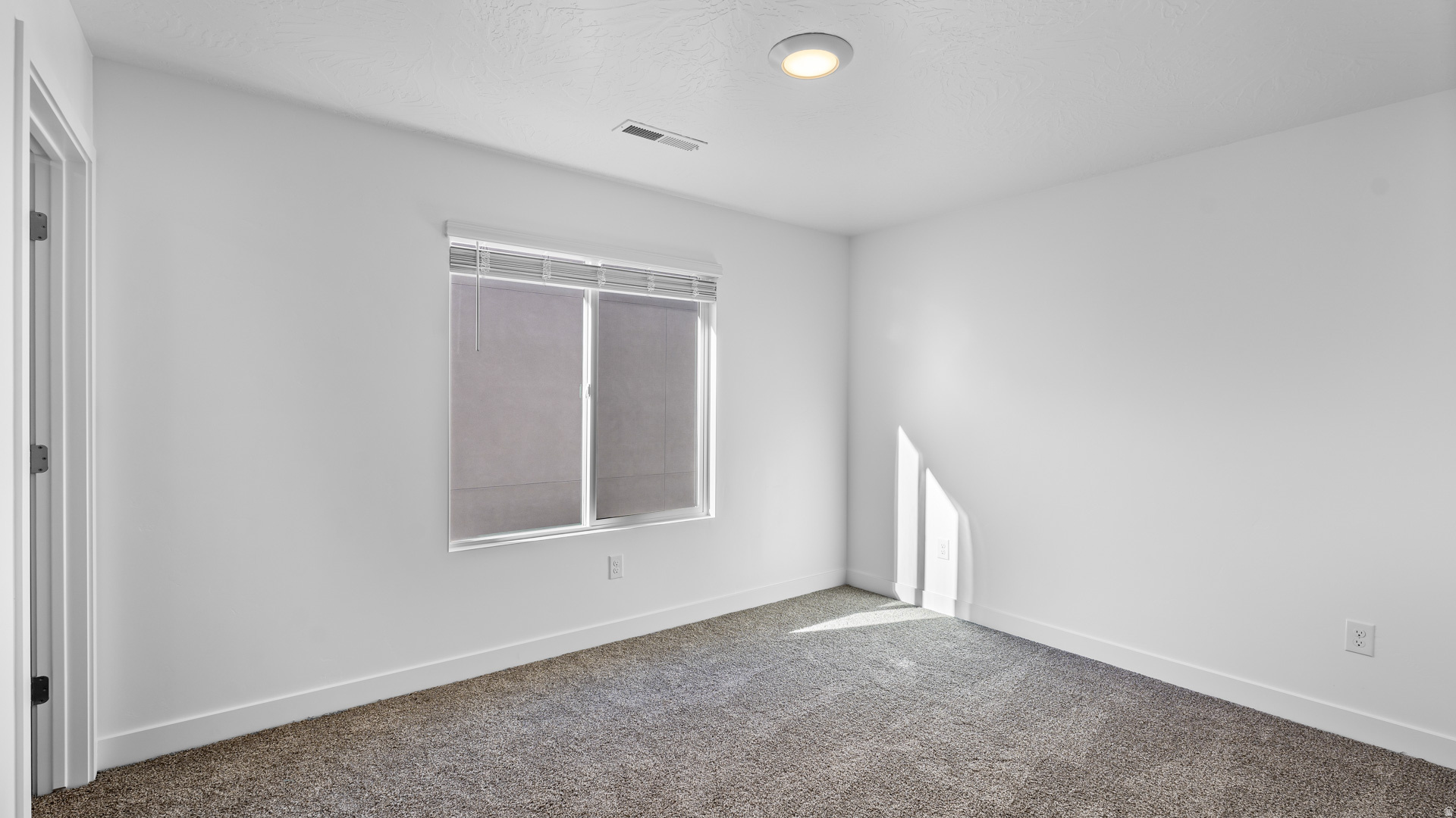 STANDING ROCK EAST AT LONG VALLEY - Residential