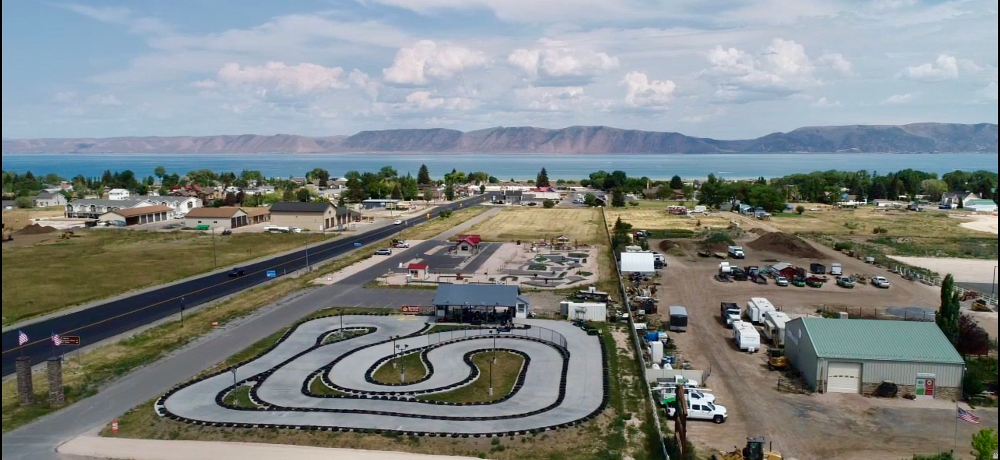 BLACK LAKE - Commercial Sale