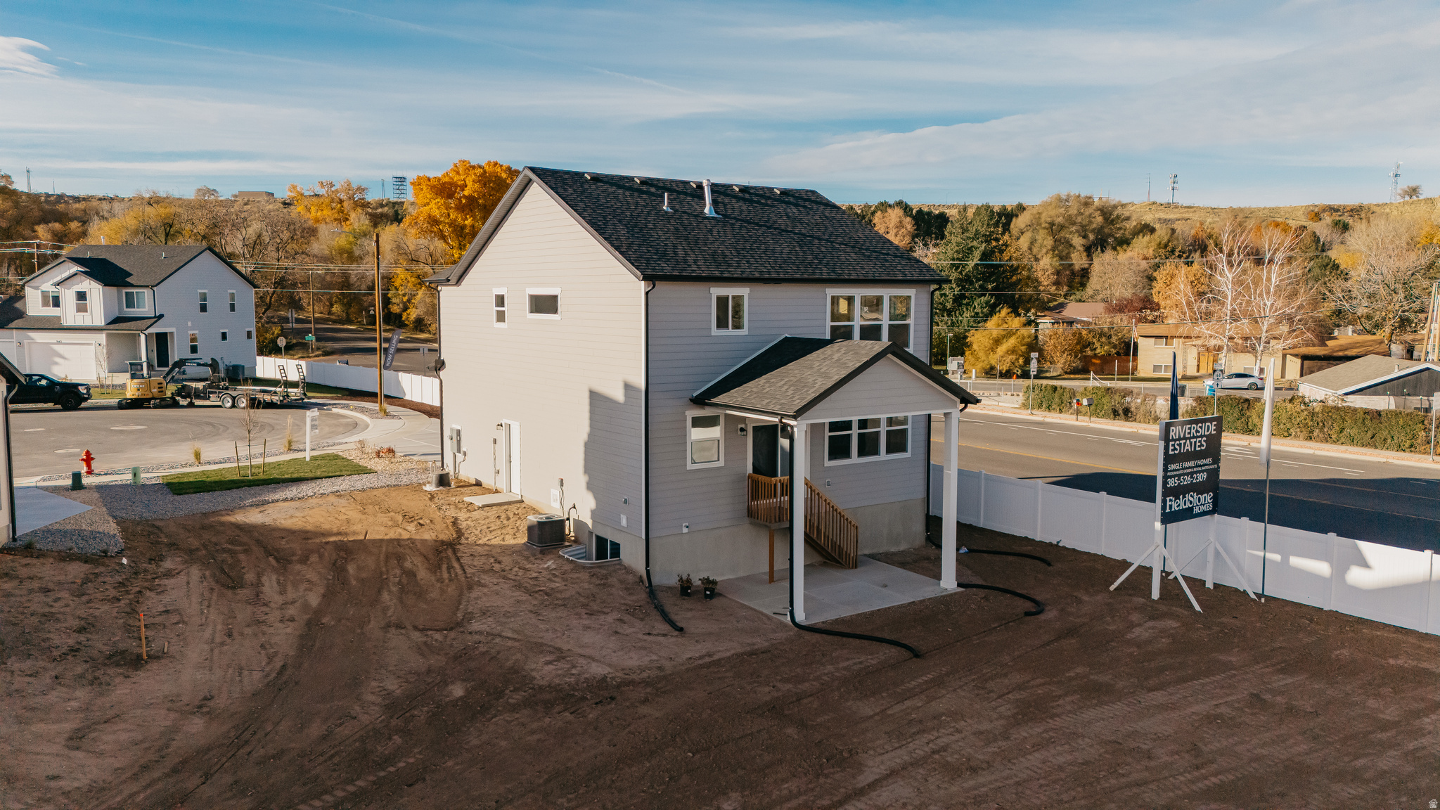 RIVERSIDE ESTATES - Residential