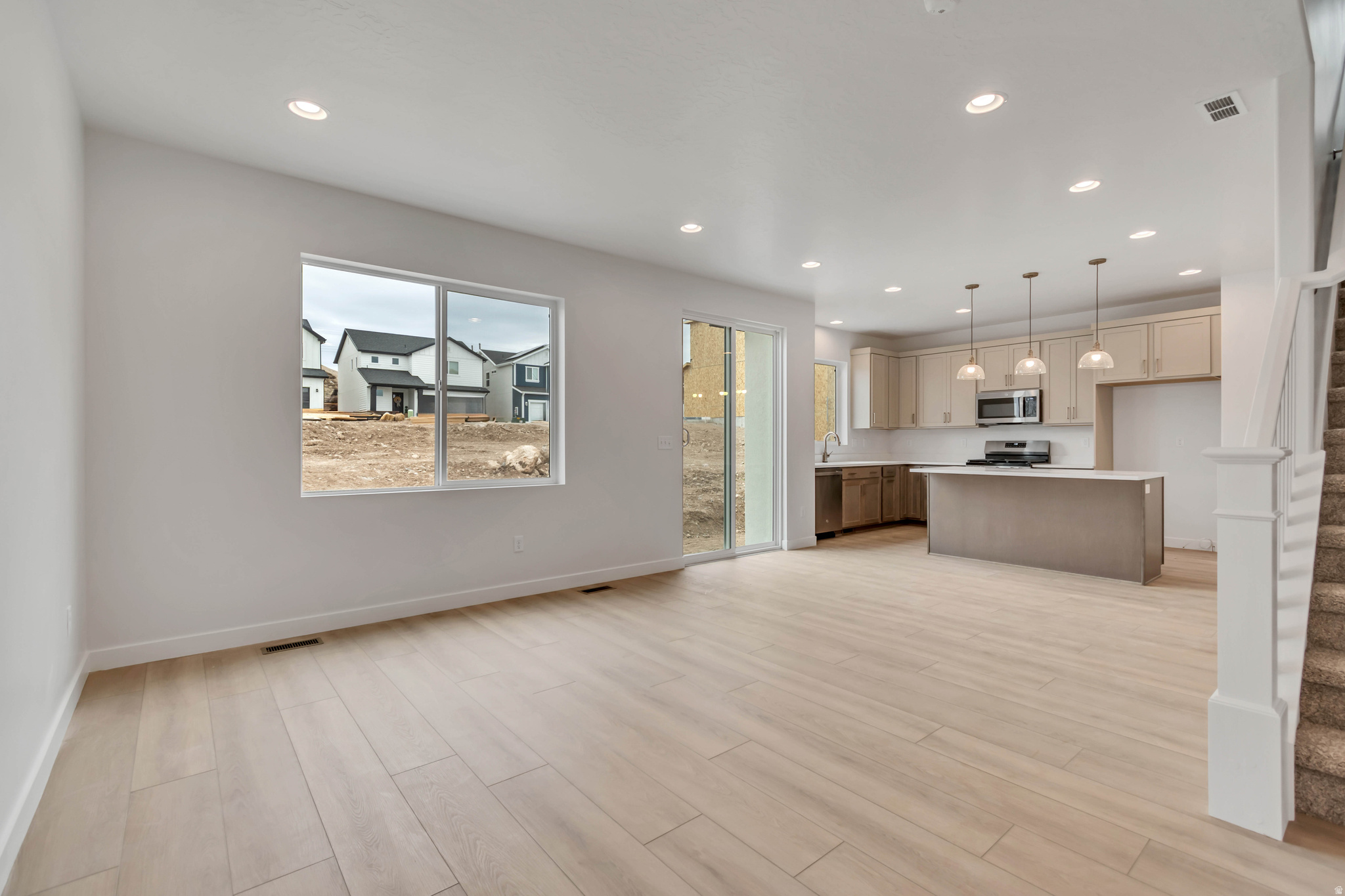 BOULDER AT SKY RANCH - Residential