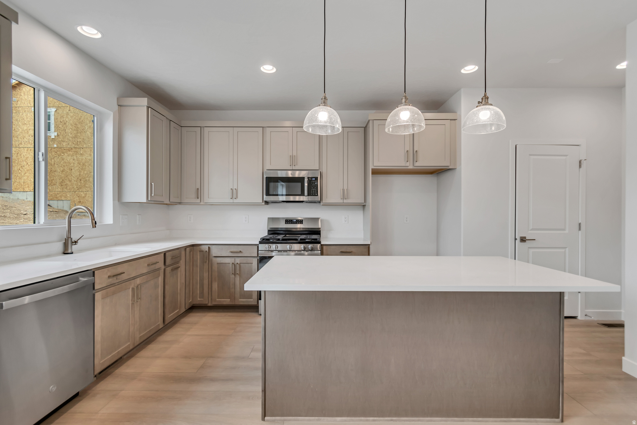 BOULDER AT SKY RANCH - Residential