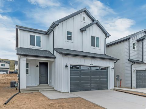 Photo of 6734 S GLADE CREEK DRIVE DR W #237, West Jordan, UT 84081 (MLS # 2146789)