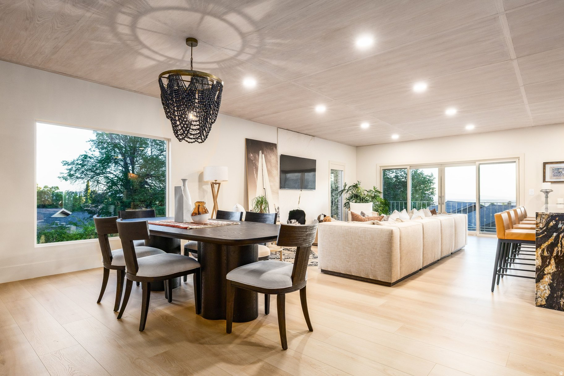 NORTH - Residential