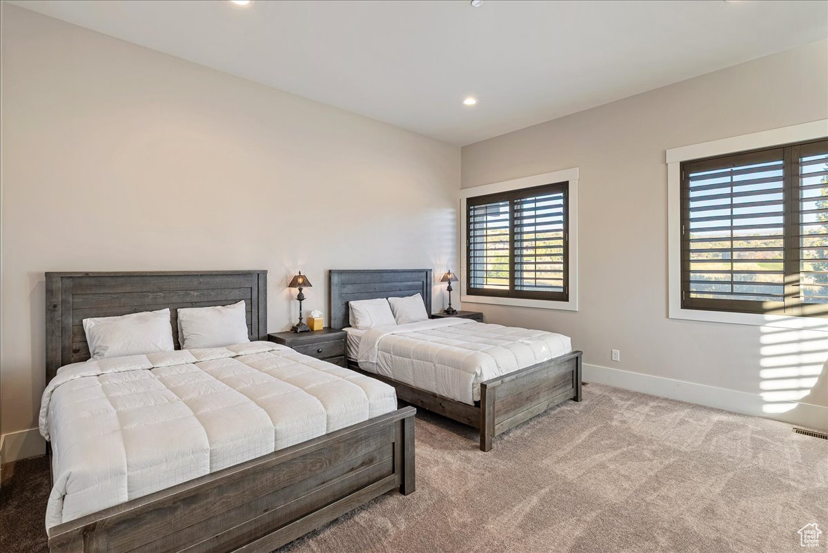 RED LEDGES - Residential