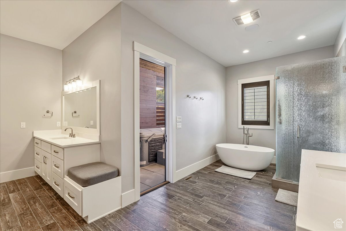 RED LEDGES - Residential